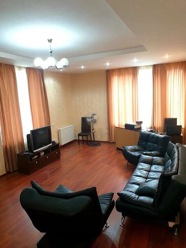 Хостелы Pinoy Travel Hostel & Tours Georgia Тбилиси-28